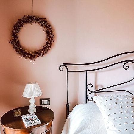 Willa La Casa Nel Castello E Il Giardino Segreto Suvereto Zewnętrze zdjęcie